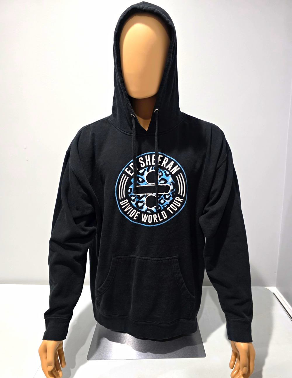 Ed Sheeran Divide World Tour Black Pullover Hoodie Concert Tour Merch 2018